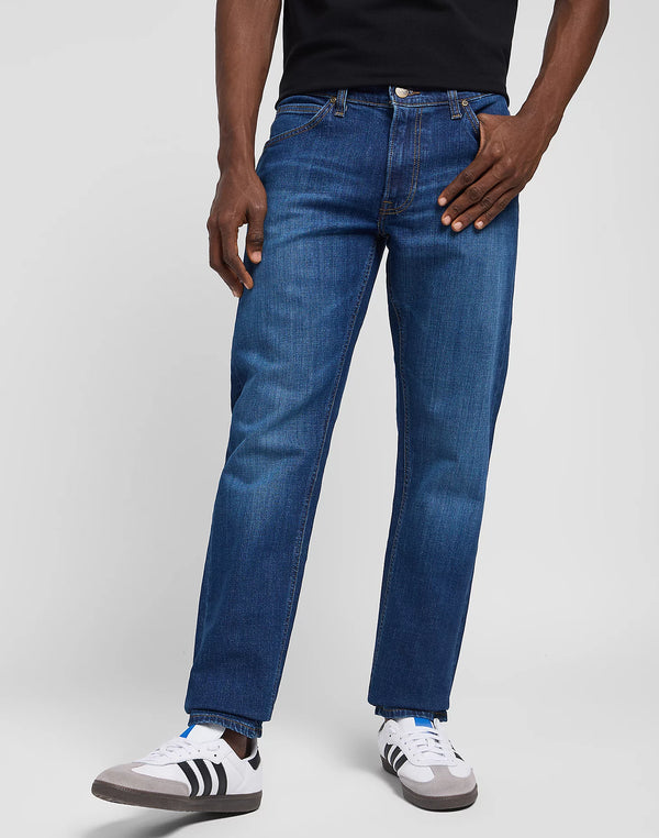 Lee Men's Daren Zip Fly Jeans In On The Road
