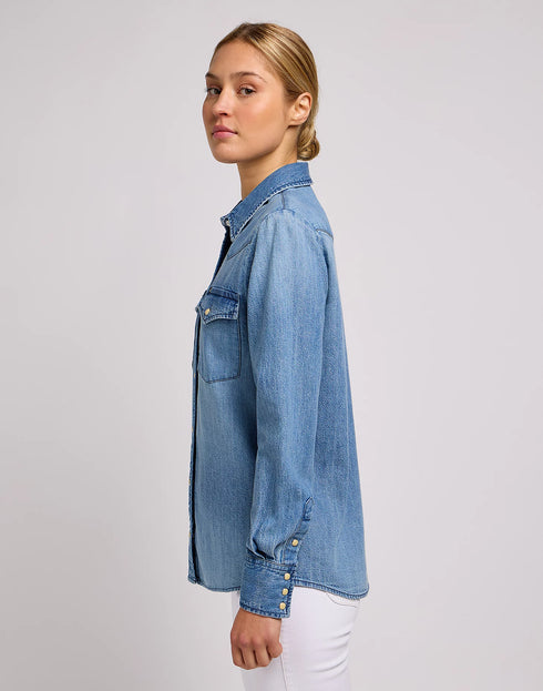 Lee Women's Regular Western Shirt In MT Range