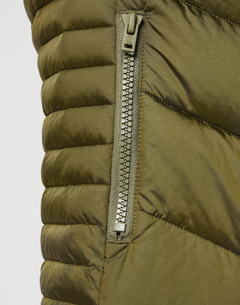 Wrangler Women's Short Puffer Jacket in Ivy Green