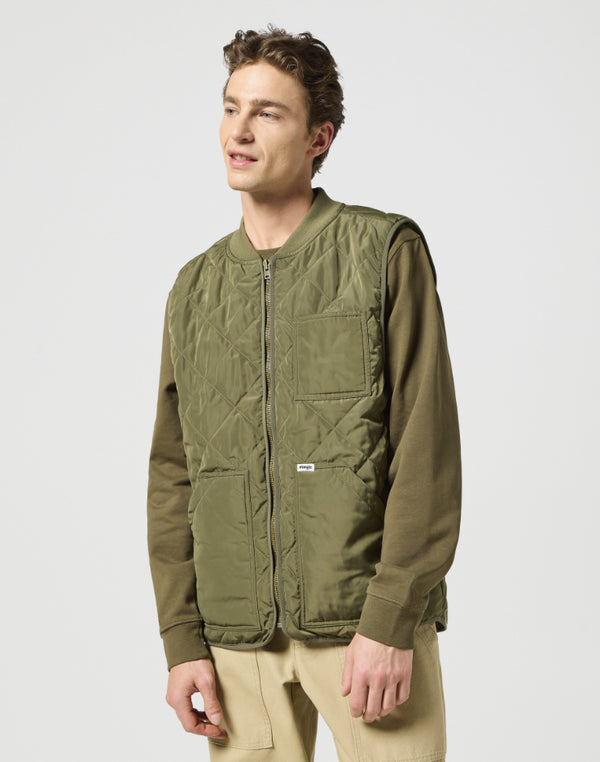 Wrangler Men's Elevated Vest In Ivy Green