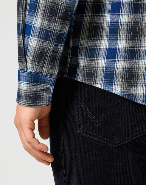 Wrangler Men's 1 Pocket Indigo Shirt In Navy