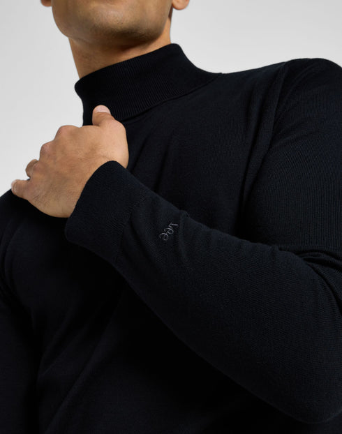 Lee Men's Turtle Neck Long Sleeve T-Shirt in Black