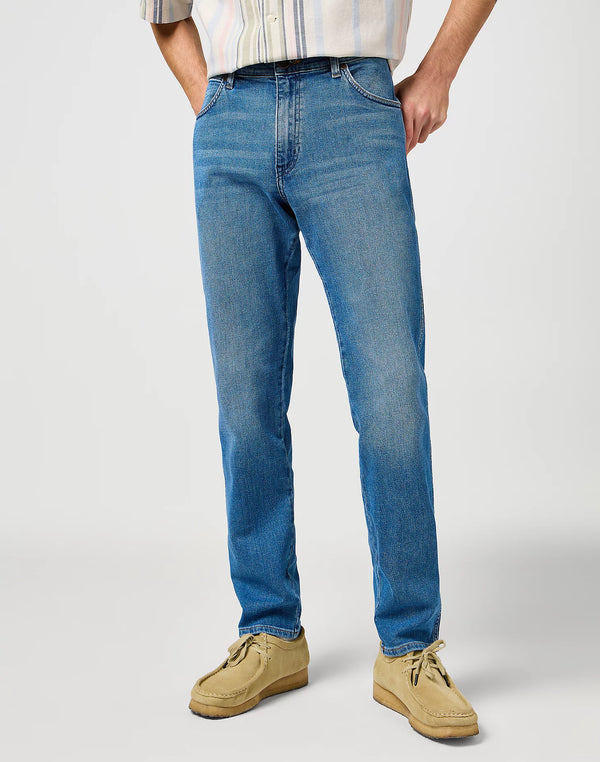 Wrangler Men's River Jeans In Bedazzled Blue