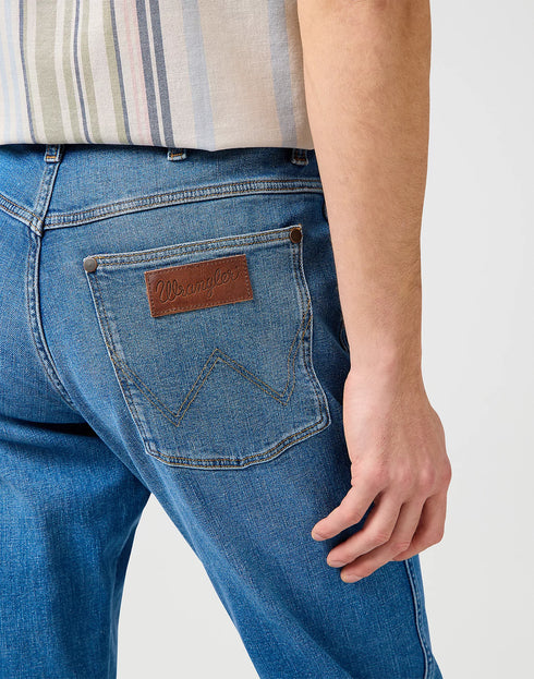 Wrangler Men's River Jeans In Bedazzled Blue