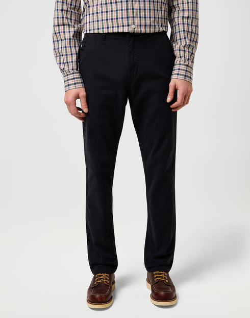 Wrangler Men's Regular Chino Pants In Black