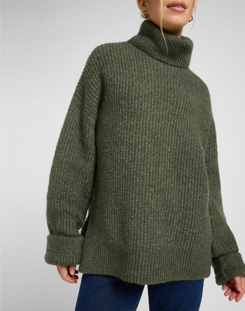 Lee Women's Wide Cuff Turtle Neck Sweater In Olive Gray