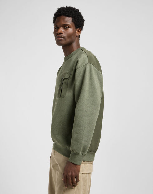 Lee Men's Utility Crew Sweatshirt In Oak Moss