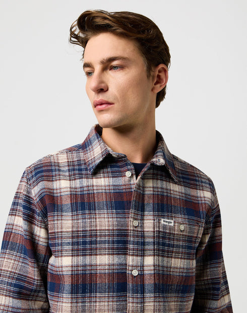 Wrangler Men's Brushed 1 Pocket Shirt In Navy Birch
