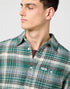 Wrangler Men's Brushed 1 Pocket Shirt In Green Birch