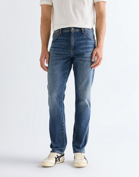 Wrangler Men's Texas Slim Jeans In Rust Belt