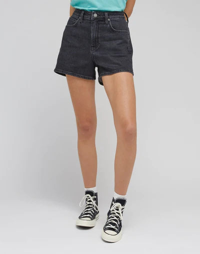 Carol Short Jeans in Evening Dark