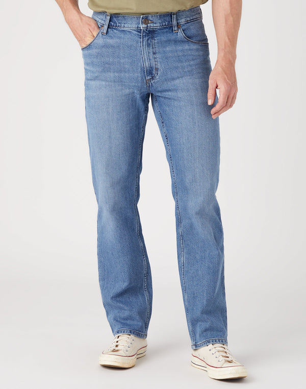 Straight Fit Jeans In Great Blue