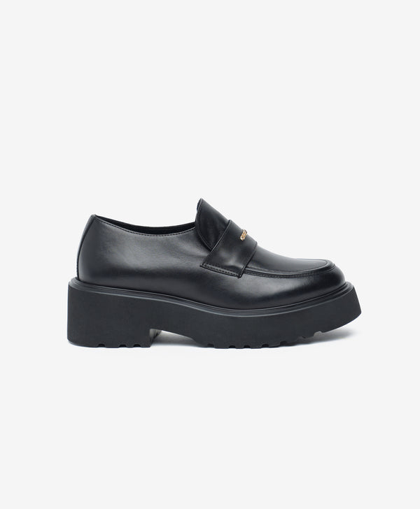 Greyder Women's Classic Moccasin Shoes in Black