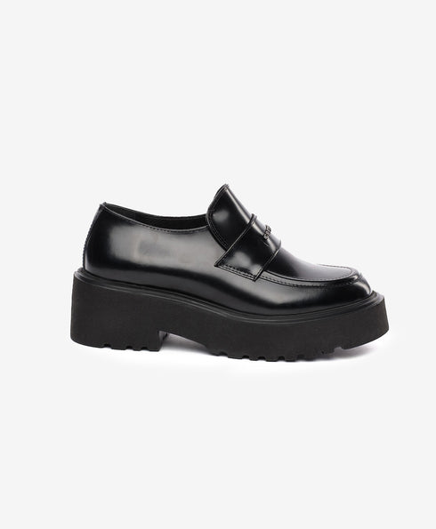 Greyder Women's Classic Moccasin Shoes in Black