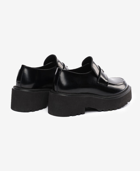 Greyder Women's Classic Moccasin Shoes in Black