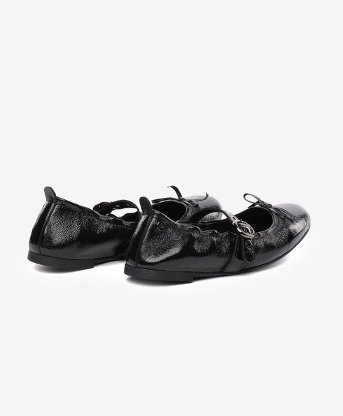 Greyder Women's Ballet Style Moccasin Shoes in Black
