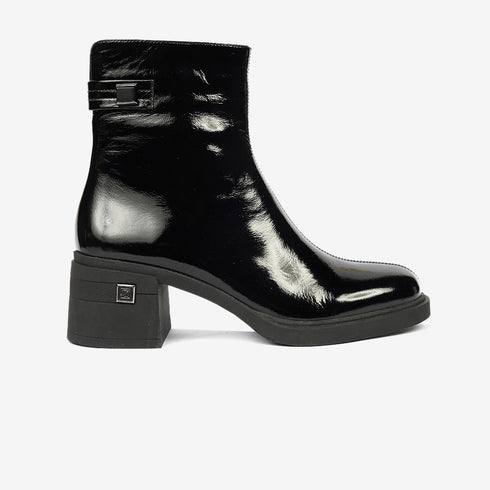 Greyder Women's Genuine Leather Lock Strap Boots in Black
