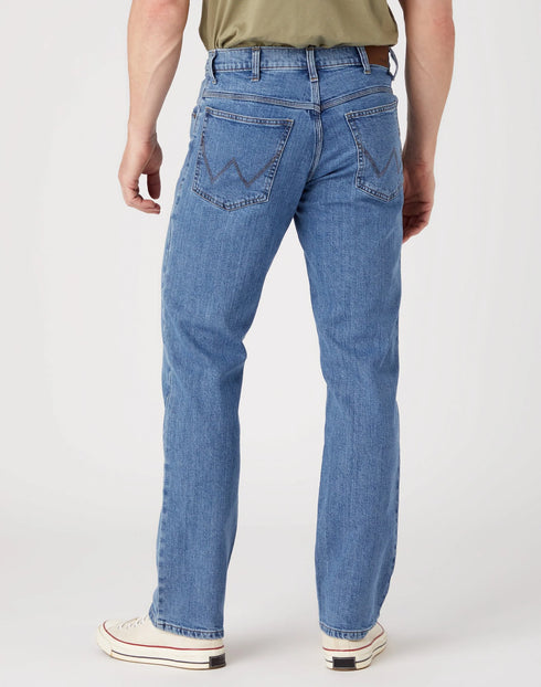 Straight Fit Jeans In Great Blue