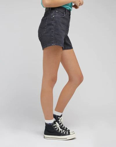 Carol Short Jeans in Evening Dark