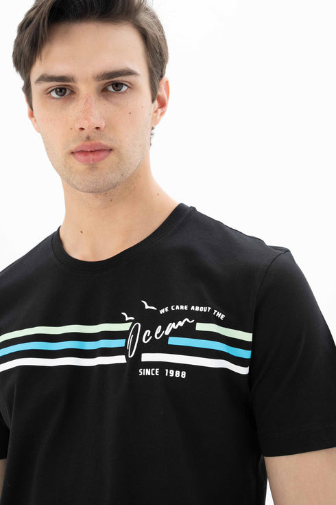T-Shirt Round Neck With Chest Print