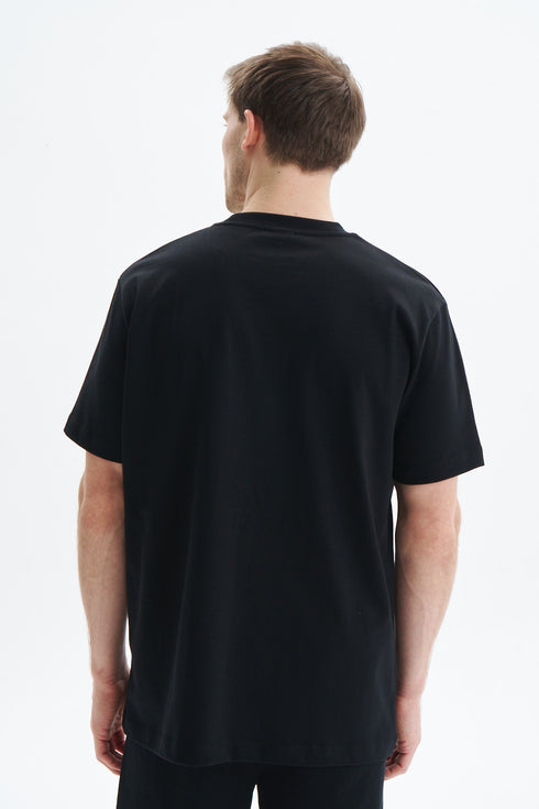 Arma Men's Clean Stylish T-Shirt