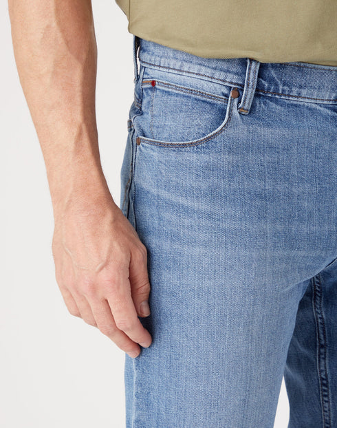 Straight Fit Jeans In Great Blue