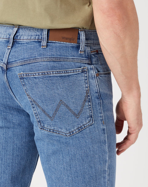 Straight Fit Jeans In Great Blue