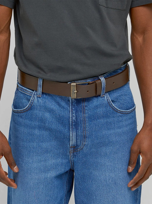Lee Logo Buckle Belt In Dark Brown - Rodeo In