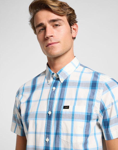Lee Men's Button Down Short Sleeve Shirt in Stream Ecru Plaid