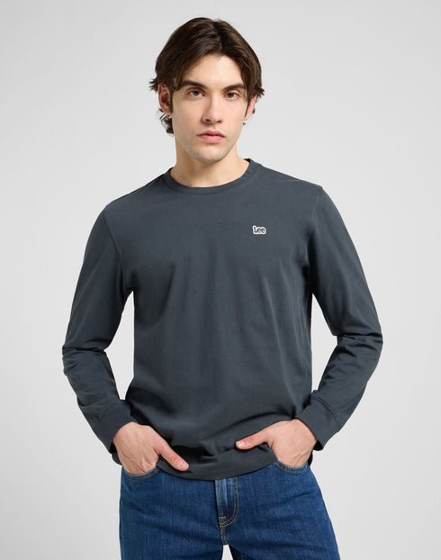 Lee Men's Long Sleeve Patch logo T-Shirt In Washed Black