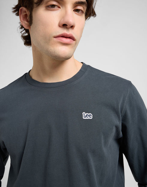 Lee Men's Long Sleeve Patch logo T-Shirt In Washed Black