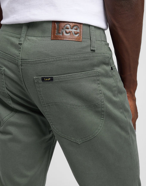 Lee Men's Straight Fit MVP In Olive Grove