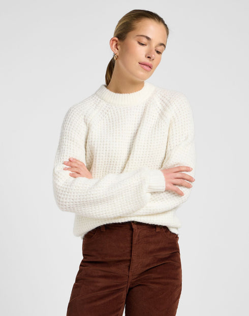 Lee Women's Knit Sweater In Ecru