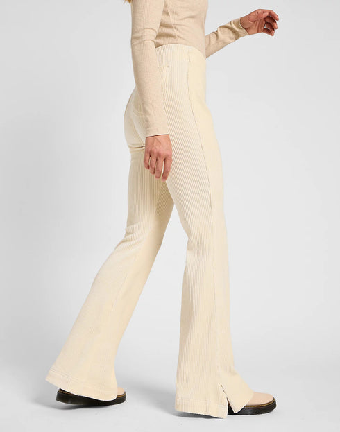 Lee Women's Pull On Flare Jeans in Soy Bean