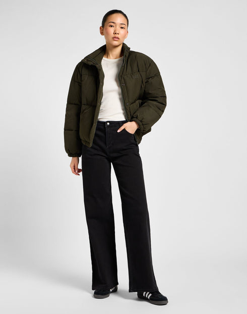 Lee Women's Relaxed Short Puffer Jacket in Olive Night