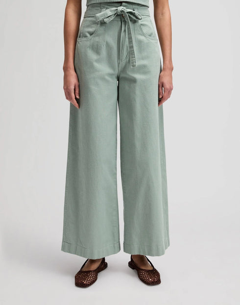 LEE PLEATED TROUSER DESERT SAGE