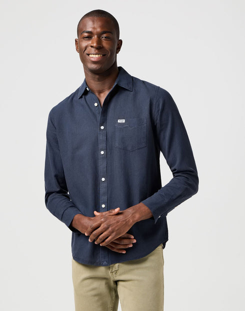 Wrangler Men's 1 Pkt Shirt In Dark Navy