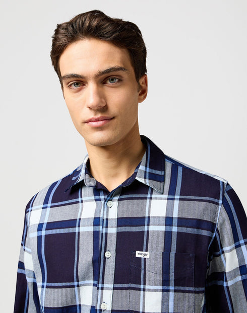 Wrangler Men's 1 Pkt Shirt In Large Indigo Plaid - Rodeo In