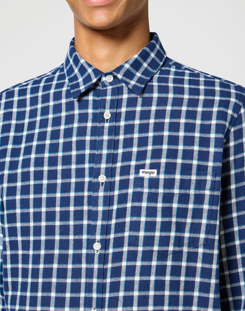 Wrangler Men's 1 Pocket Flannel Shirt In Black Iris
