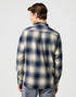 Wrangler Men's 1 Pocket Indigo Shirt In Dusty Blue - Rodeo In