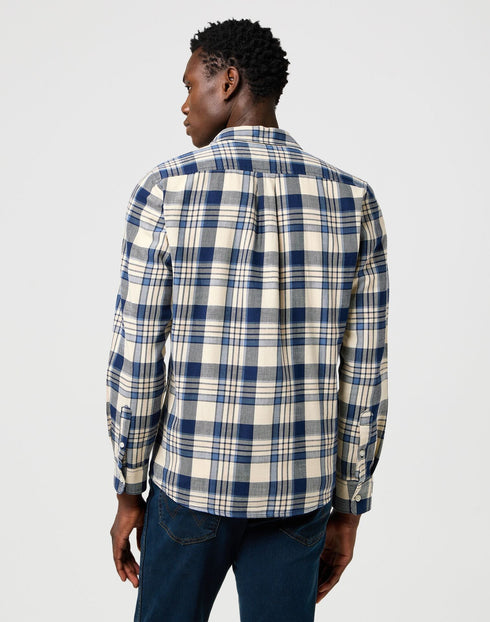 Wrangler Men's 1 Pocket Indigo Shirt In Light indigo - Rodeo In