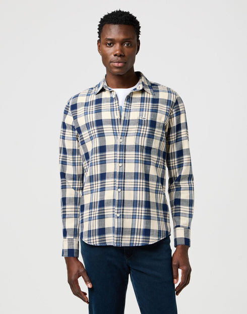Wrangler Men's 1 Pocket Indigo Shirt In Light indigo - Rodeo In