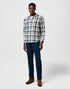 Wrangler Men's 1 Pocket Indigo Shirt In Light indigo - Rodeo In