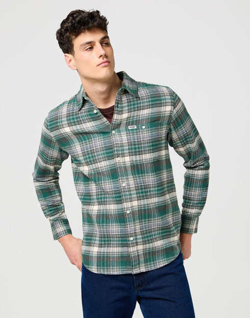 Wrangler Men's Brushed 1 Pocket Shirt In Green Birch