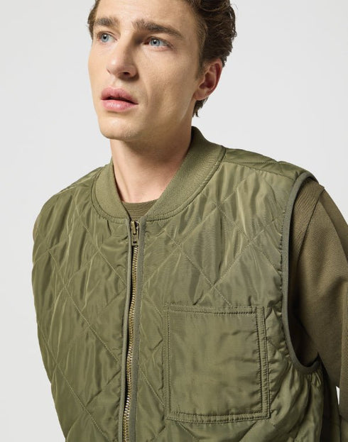 Wrangler Men's Elevated Vest In Ivy Green