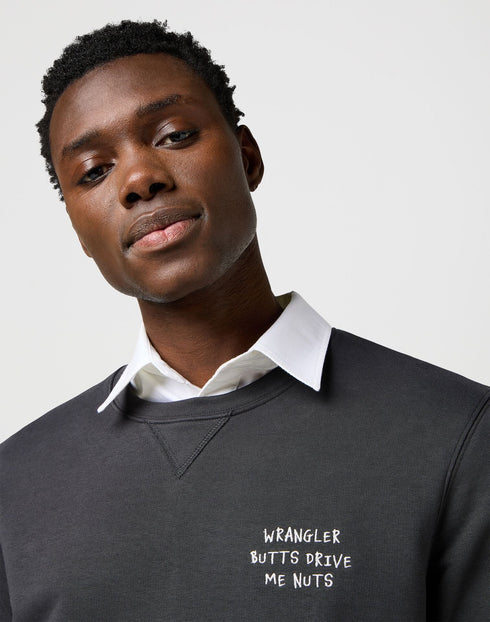 Wrangler Men's Embroidery Crew Neck Sweatshirt In Faded Black