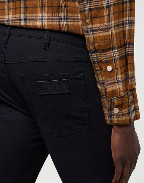 Wrangler Men's Greensboro Chino In Caviar - Rodeo In