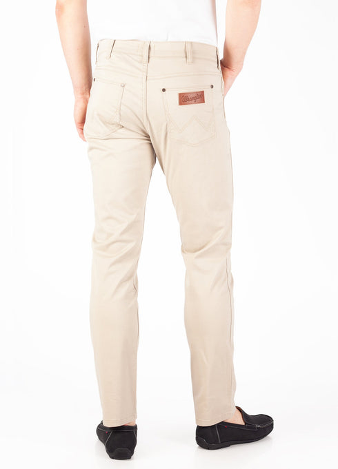 Wrangler Men's Greensboro Pants In Plaza Taupe