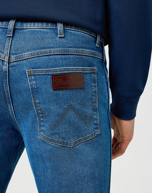 Wrangler Men's River Jeans In Granite Boulder - Rodeo In