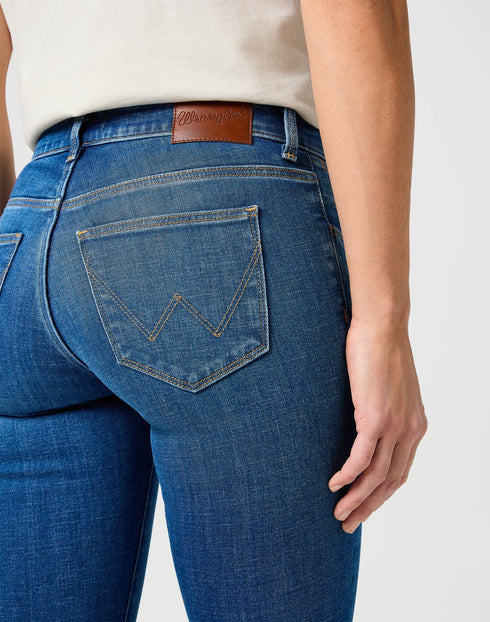 Wrangler Women's Bootcut Jeans In Timeless Indigo